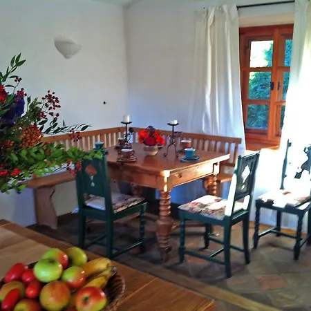 Tatil Evi Am Waldrand Gelegen *